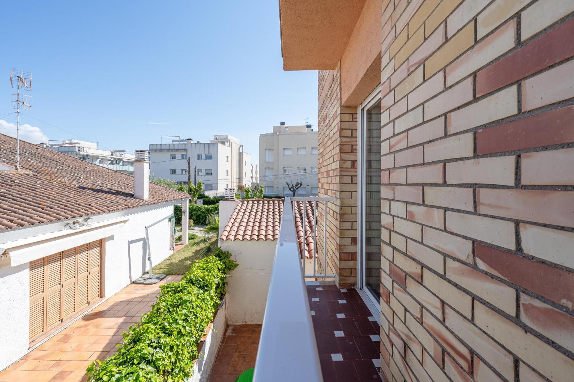 Hauzify I Apartament Zulu Cubelles Bagian luar foto